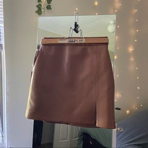 NWT aritzia wilfred brown tempest vegan leather mini skirt